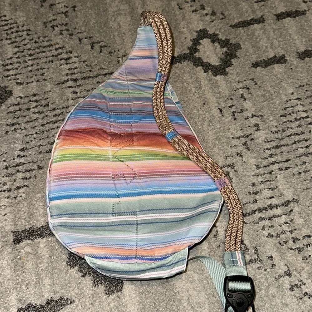 Kavu MINI ROPE SACK- Color:‎ Rainbow Run